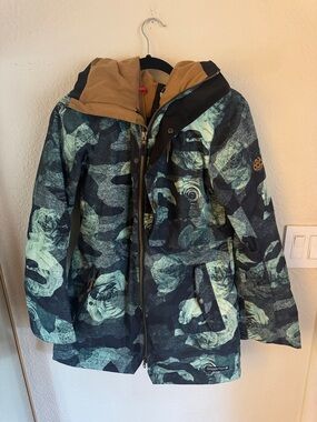 686 green blue rose snow jacket